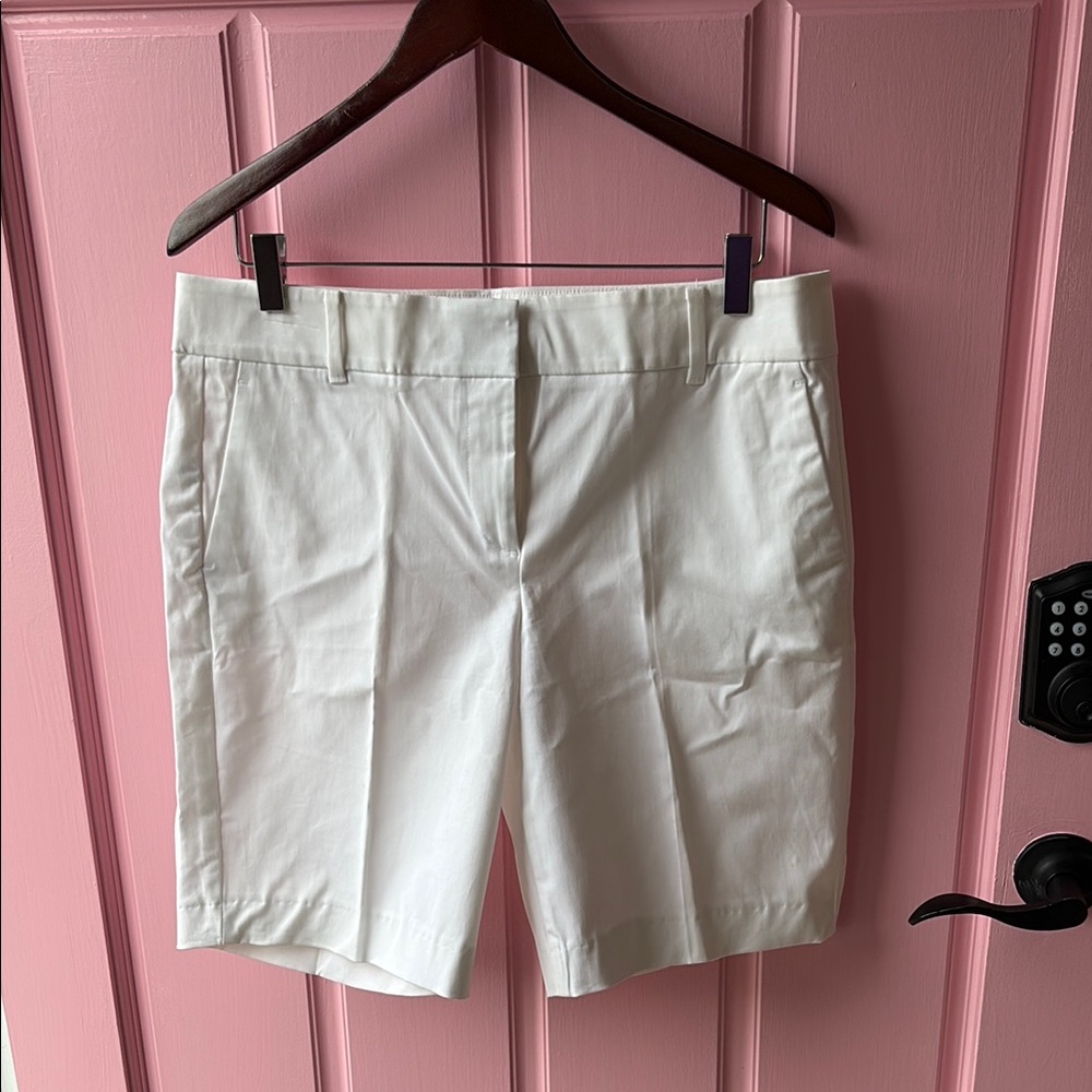 Ann Taylor Women's Cream Bermudas
